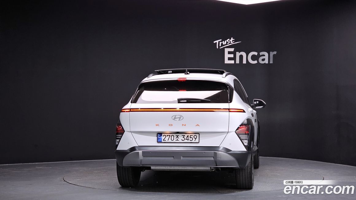 Hyundai Kona 2025