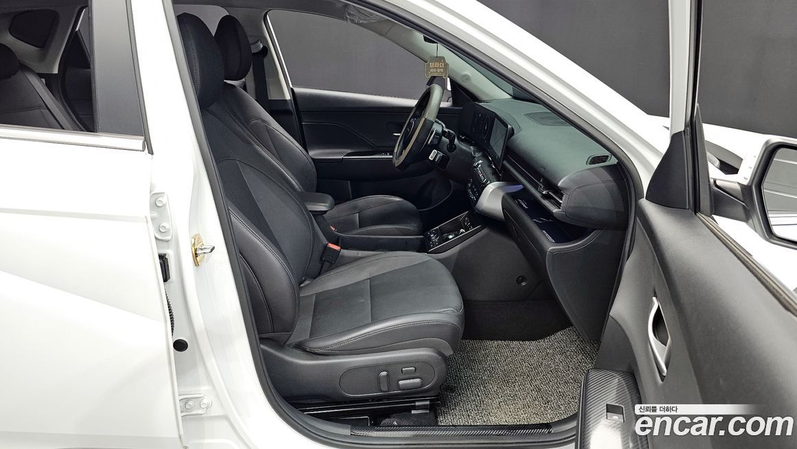 Hyundai Kona 2025