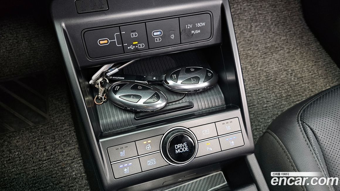 Hyundai Kona 2025