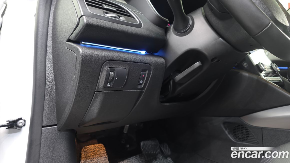 Renault-KoreaSamsung SM6 2023