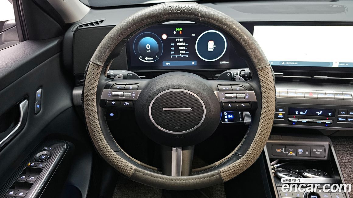 Hyundai Kona 2025