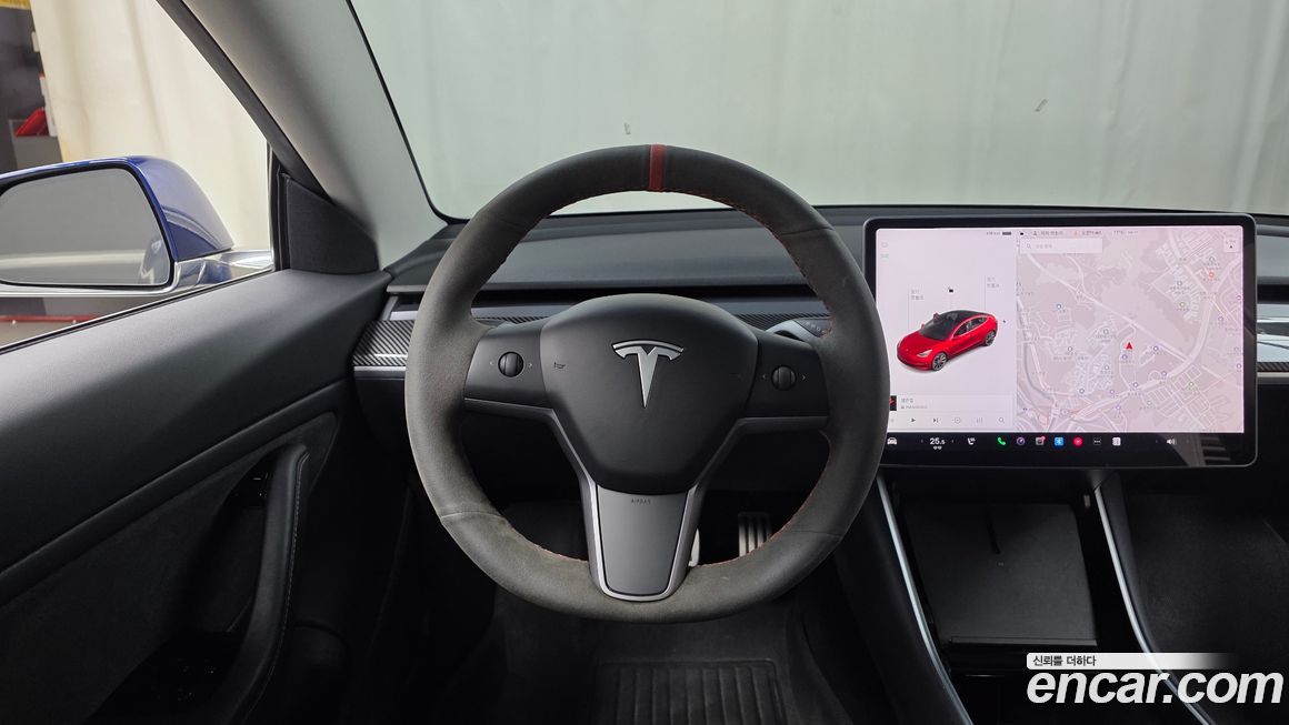 Tesla Model 3 2020