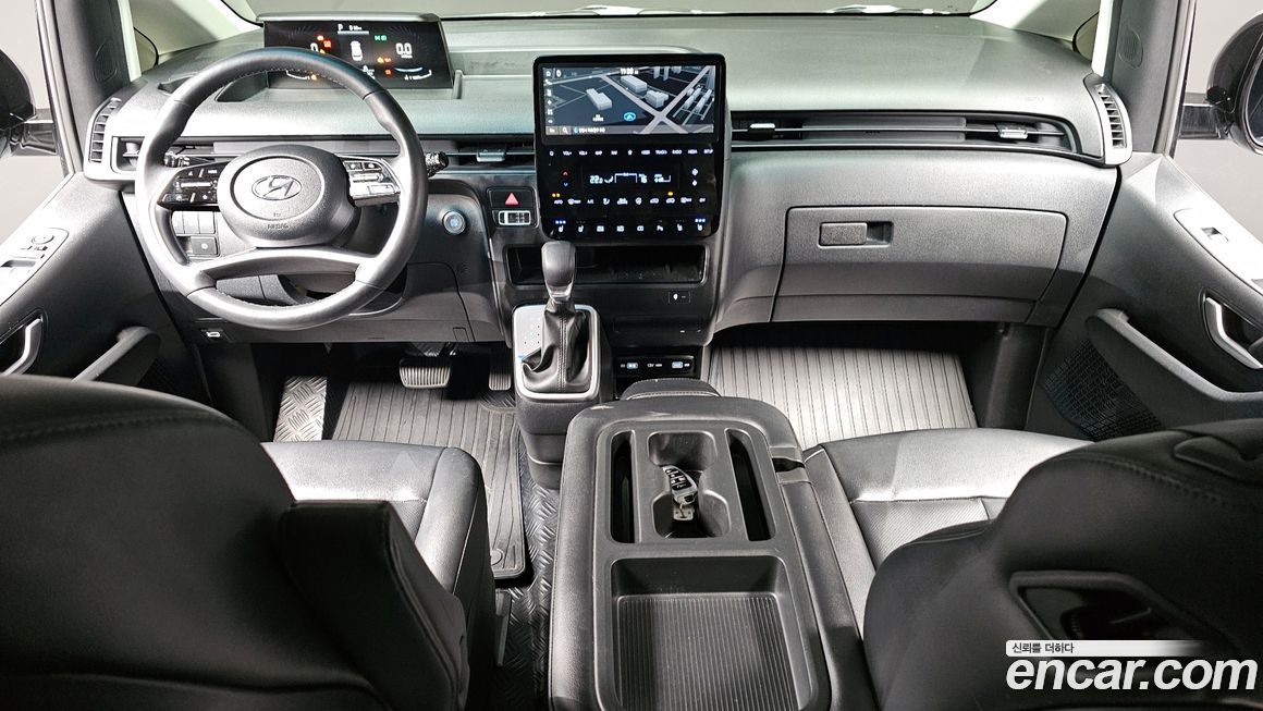 Hyundai Staria 2023