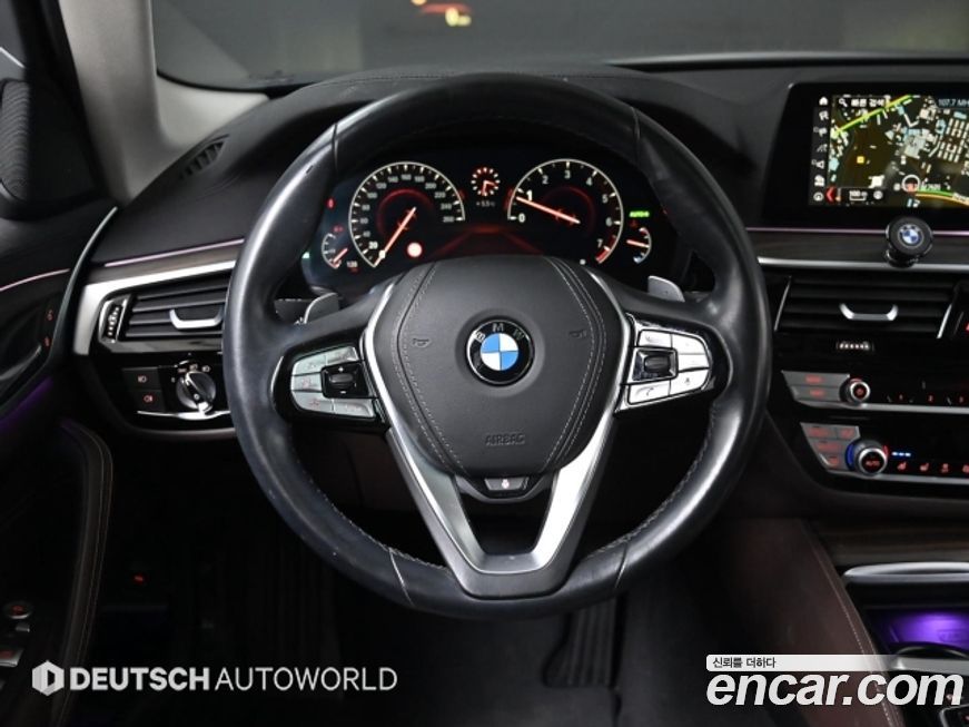BMW 5-Series 2019