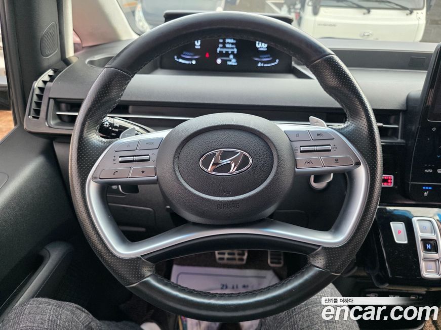 Hyundai Staria 2022
