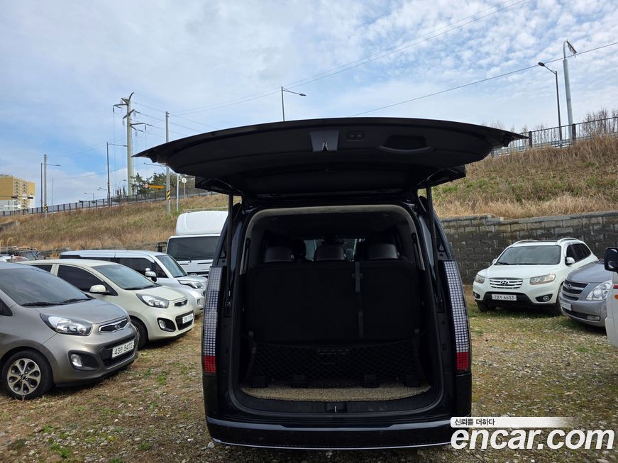 Hyundai Staria 2022