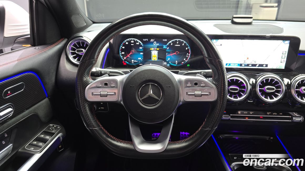 Mercedes-Benz GLB-Class 2021