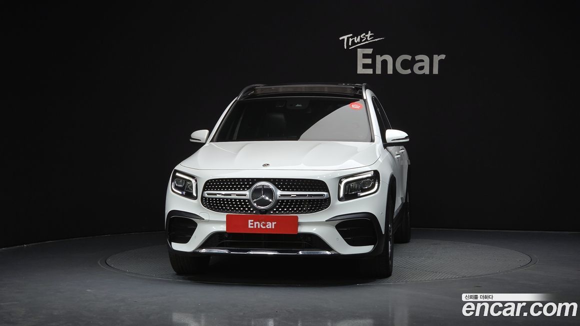 Mercedes-Benz GLB-Class 2021