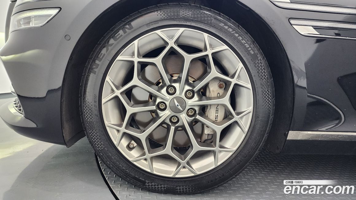 Genesis G80 2021
