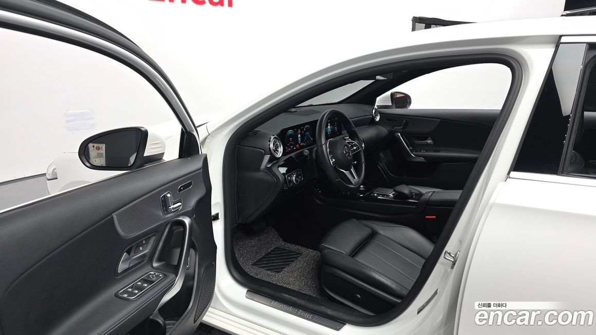 Mercedes-Benz A-Class 2022