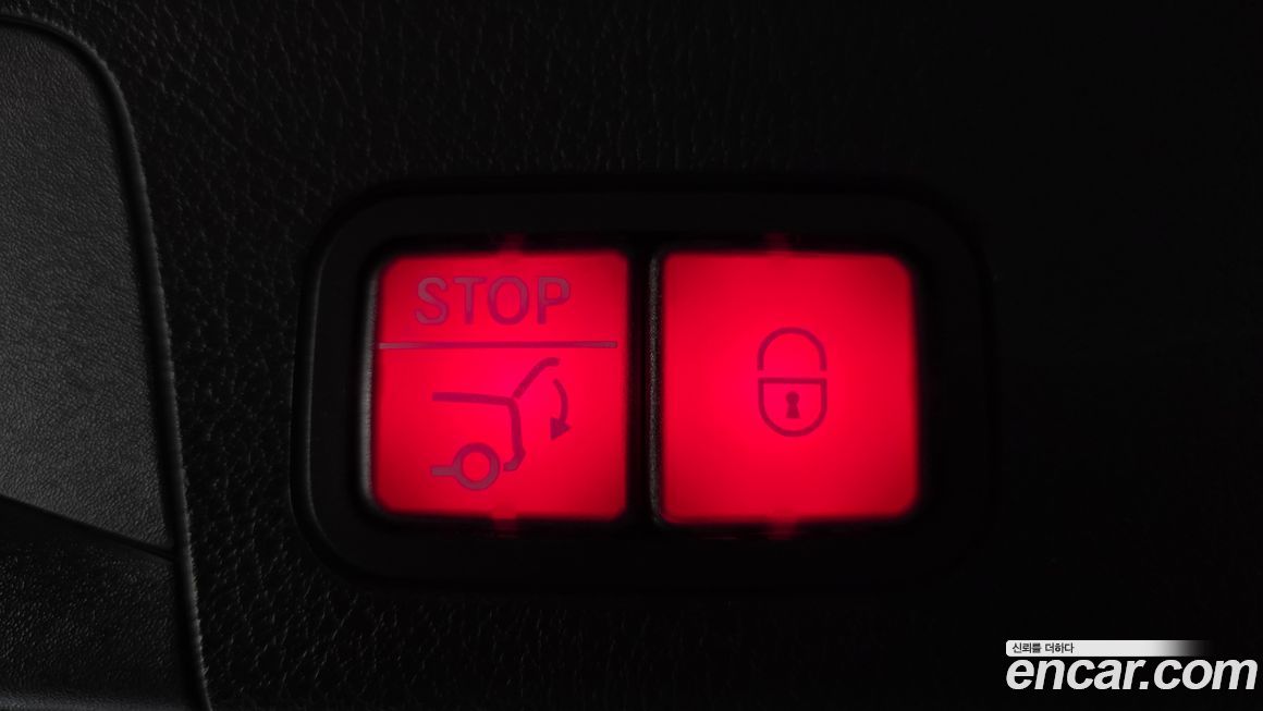 Mercedes-Benz GLB-Class 2021