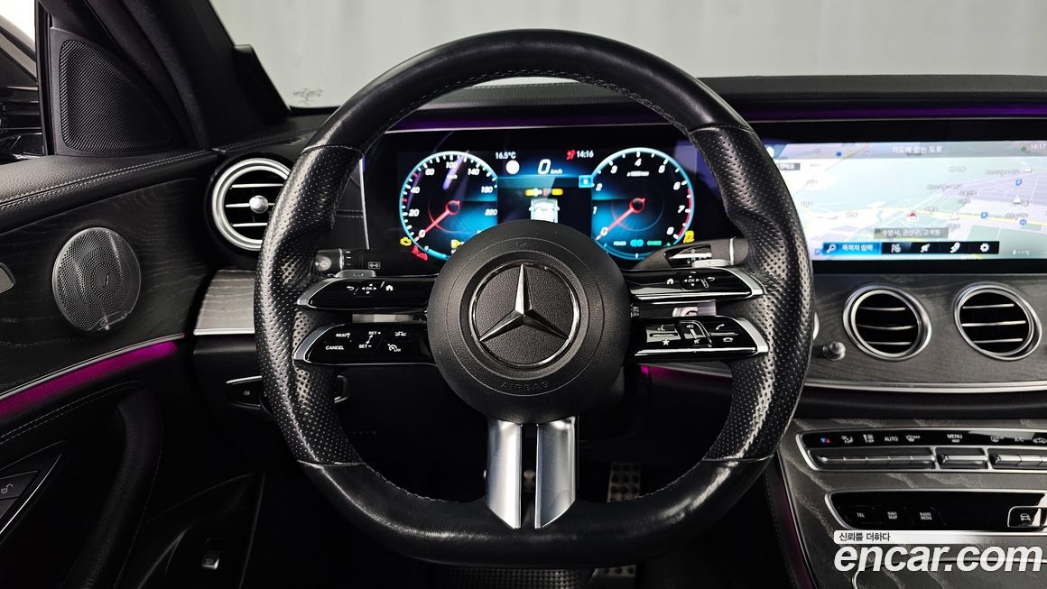 Mercedes-Benz E-Class 2021