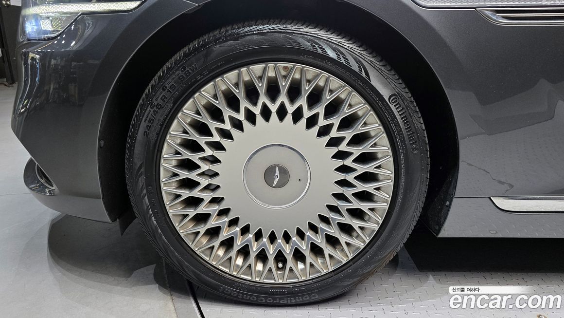Genesis G90 2021