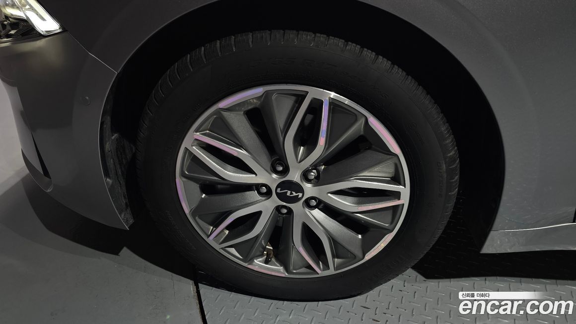Kia K5 2023