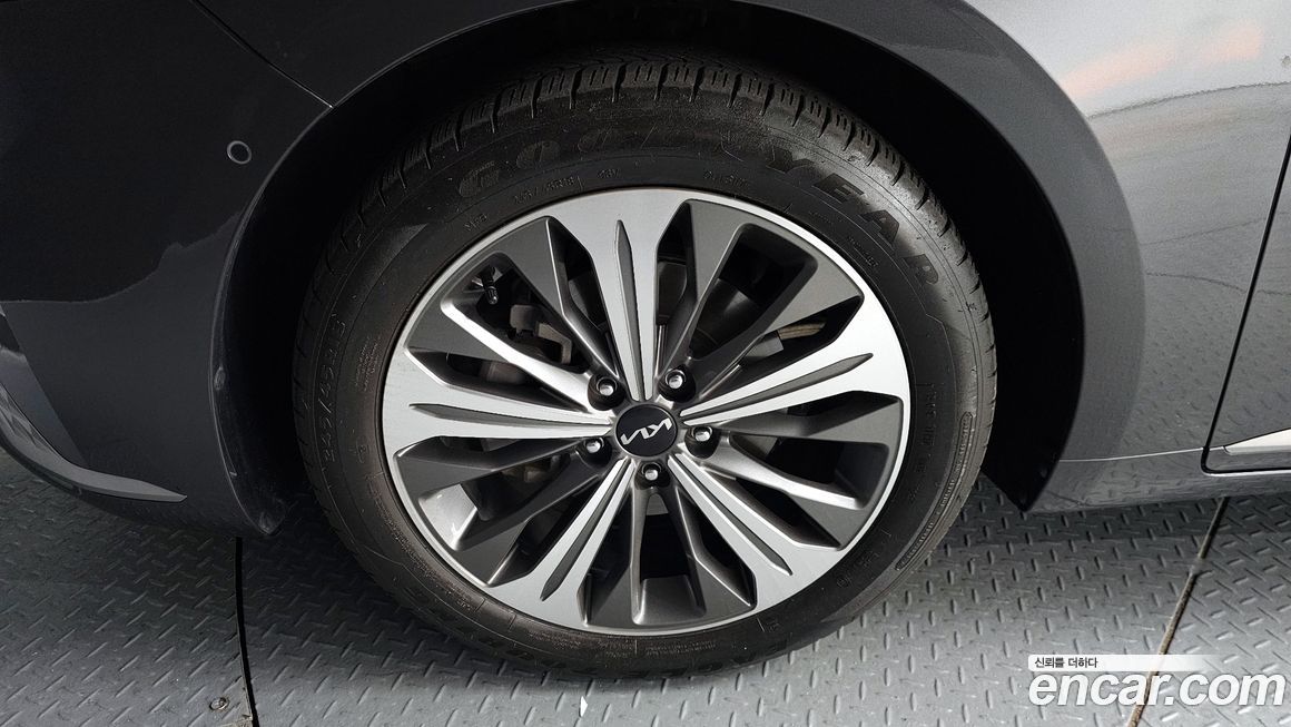 Kia K8 2023