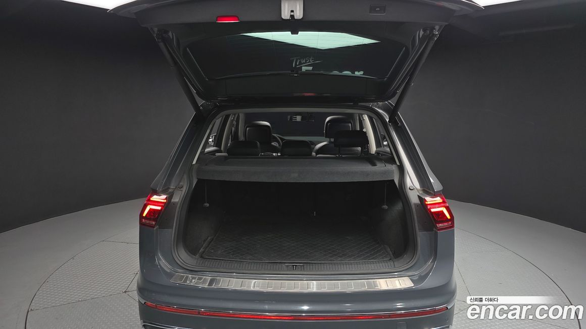 Volkswagen Tiguan 2021