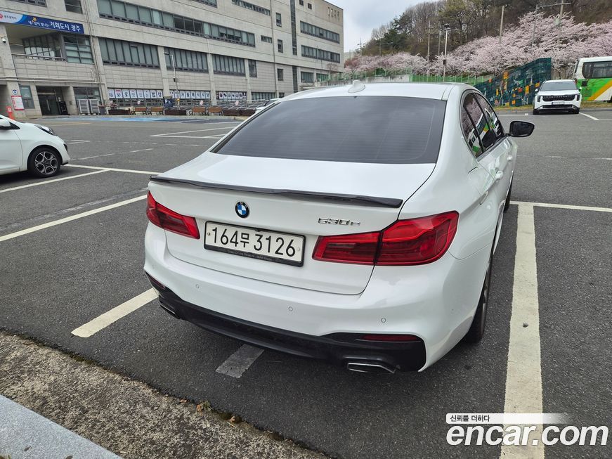 BMW 5-Series 2020