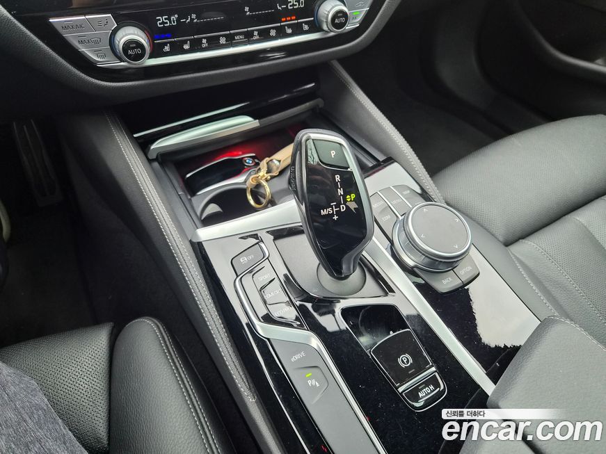 BMW 5-Series 2020