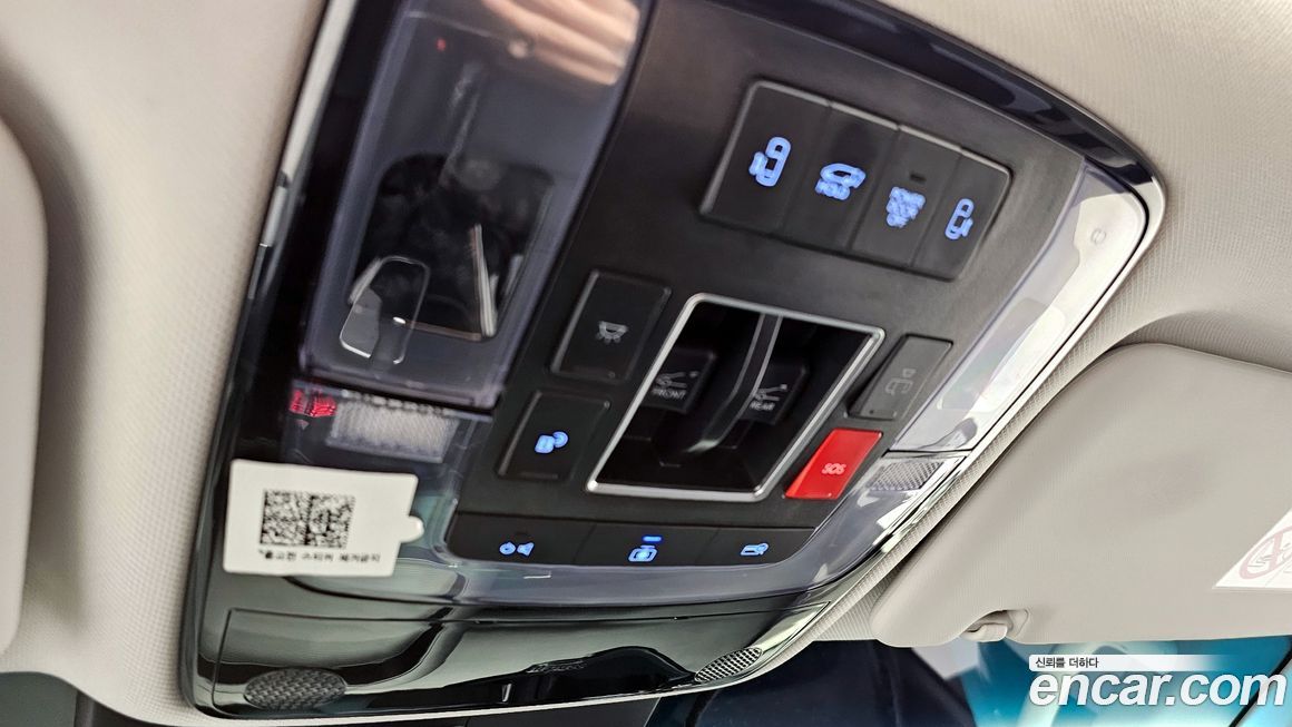 Hyundai Staria 2025
