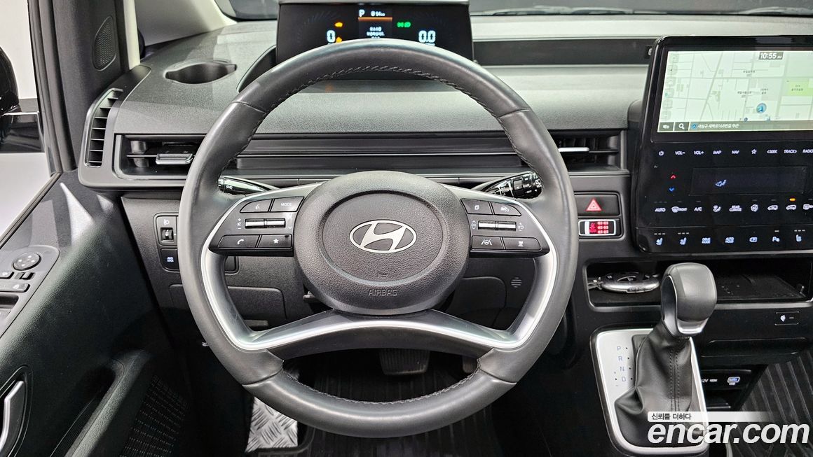 Hyundai Staria 2025