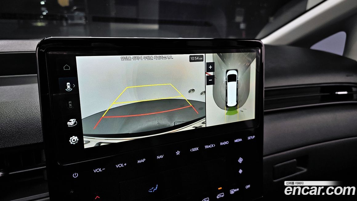 Hyundai Staria 2025