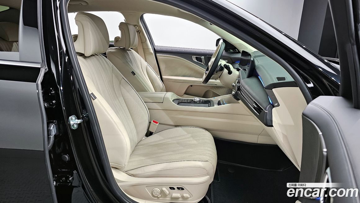 Kia K8 2025