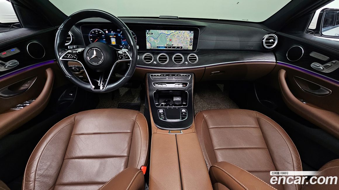 Mercedes-Benz E-Class 2023