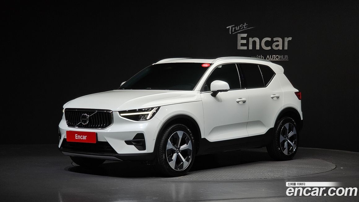 Volvo XC40 2023
