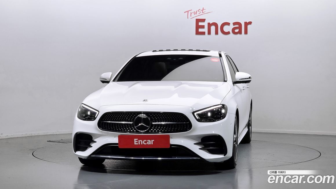 Mercedes-Benz E-Class 2023