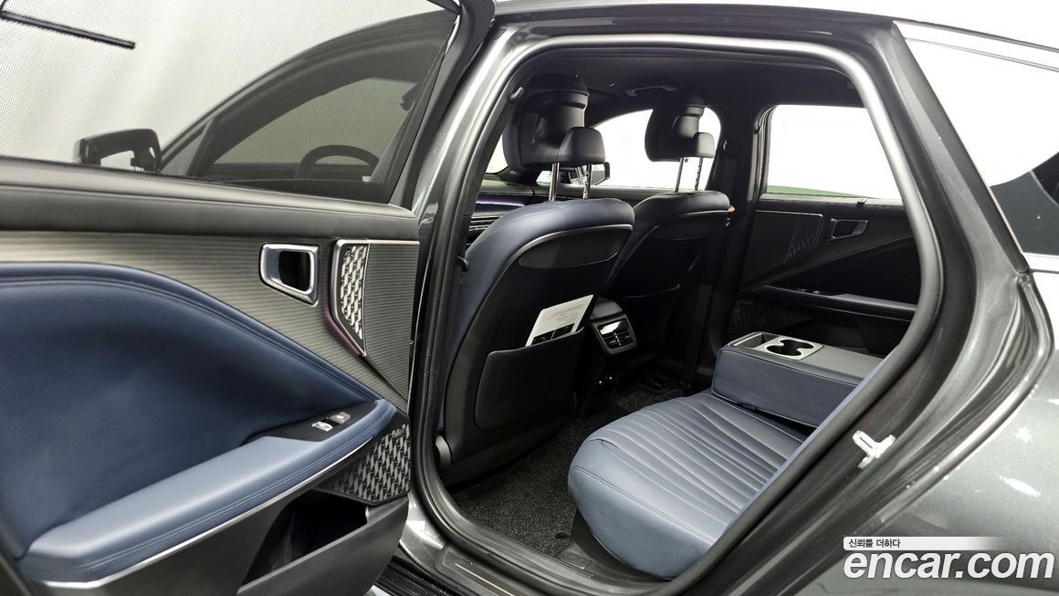 Kia K8 2025