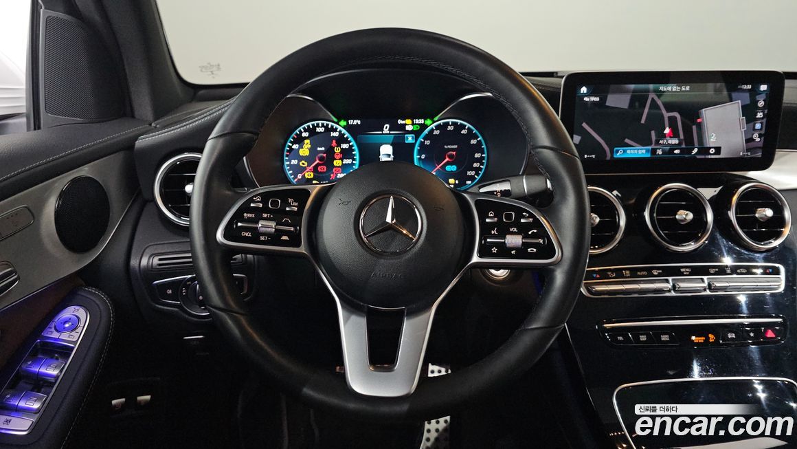 Mercedes-Benz GLC-Class 2022