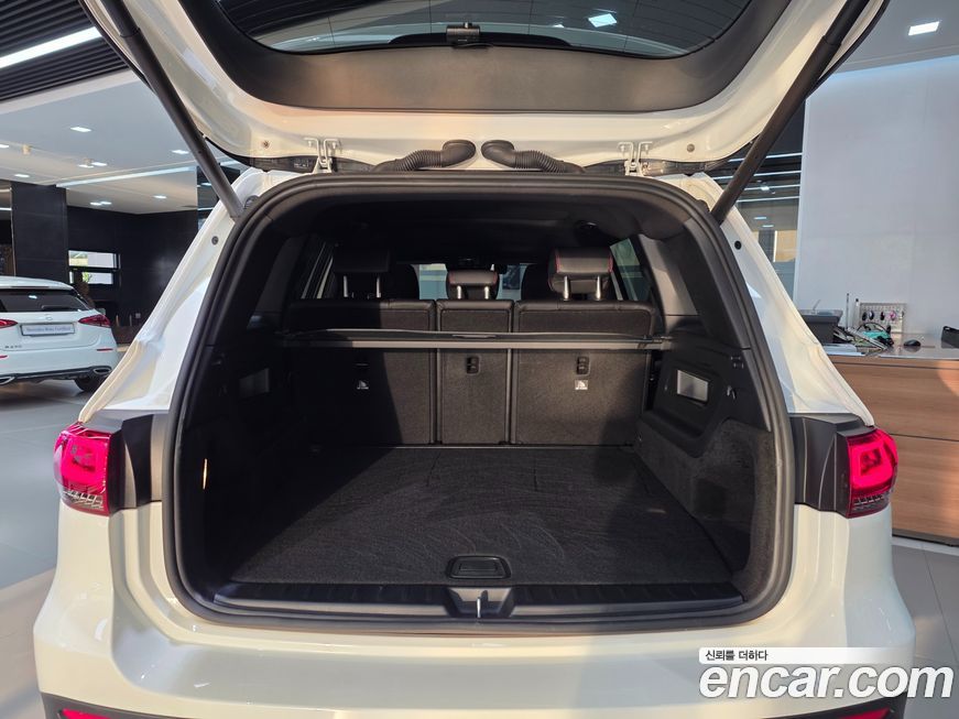 Mercedes-Benz GLB-Class 2022