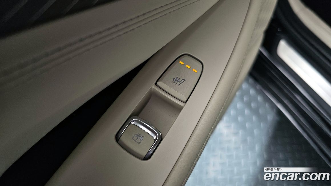 Kia K8 2025