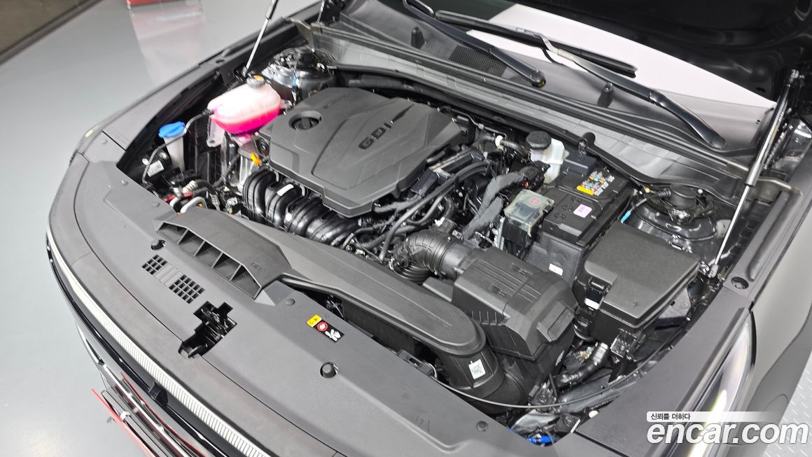 Kia K8 2025