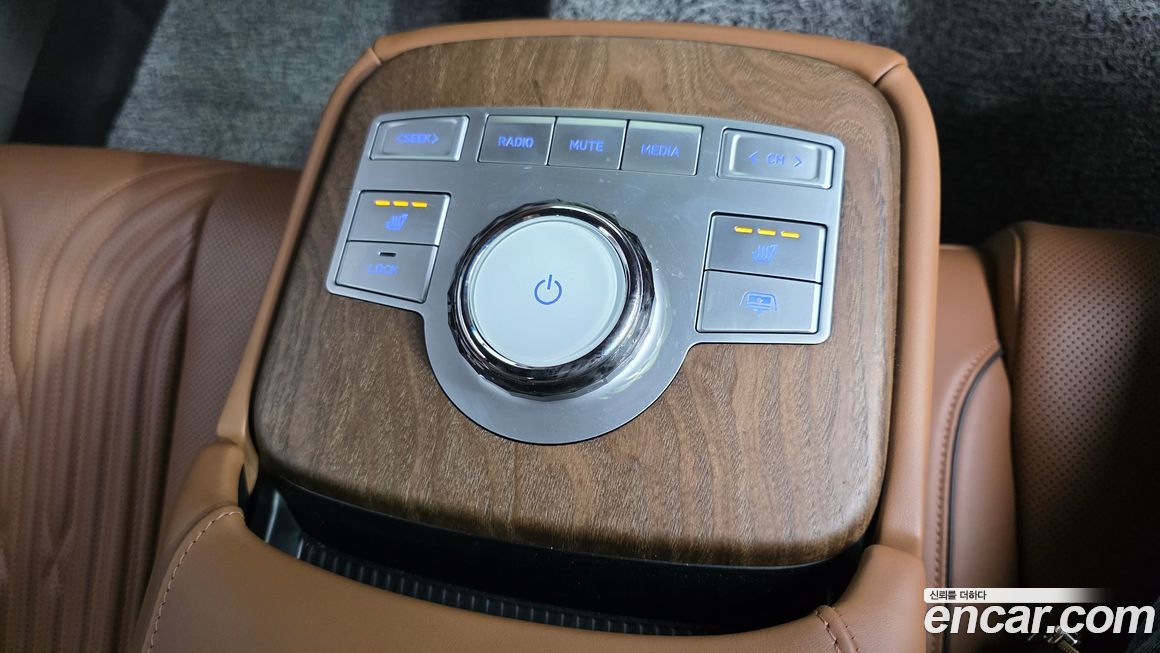 Genesis G80 2023
