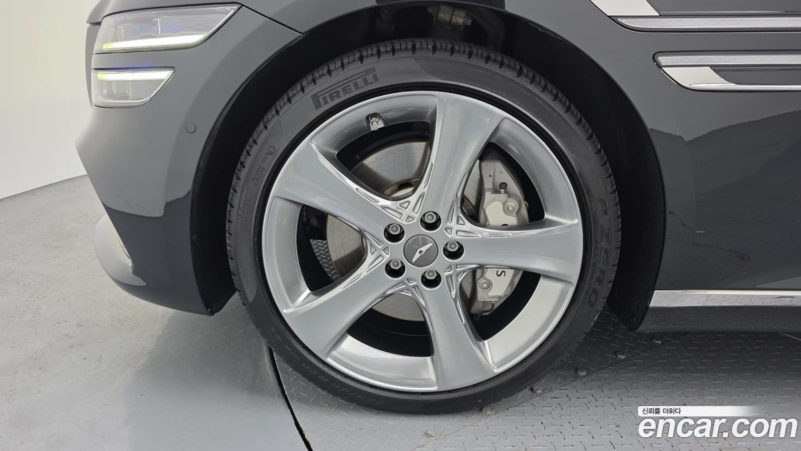 Genesis G80 2023