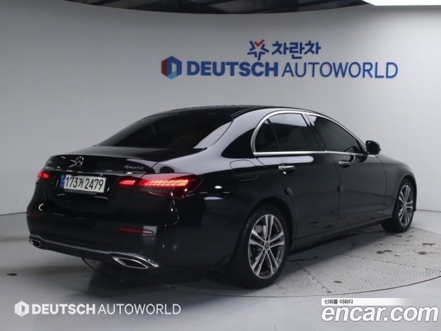 Mercedes-Benz E-Class 2021