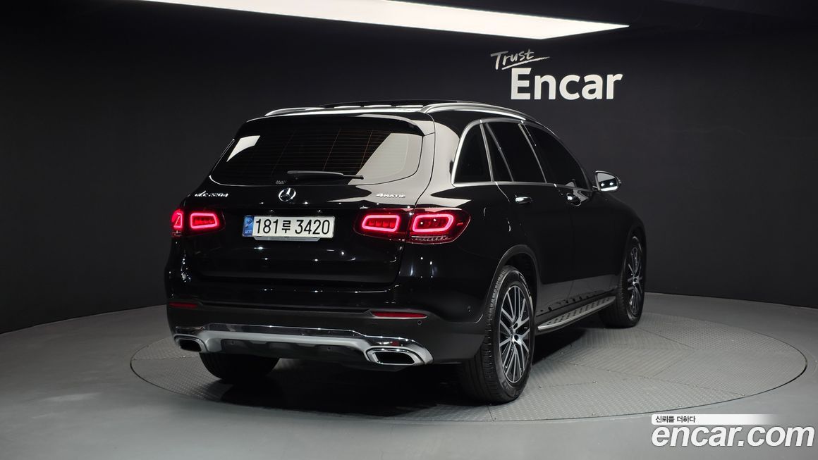 Mercedes-Benz GLC-Class 2021