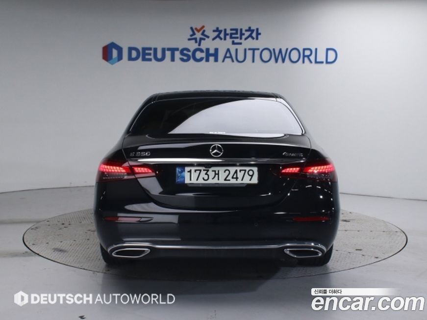 Mercedes-Benz E-Class 2021