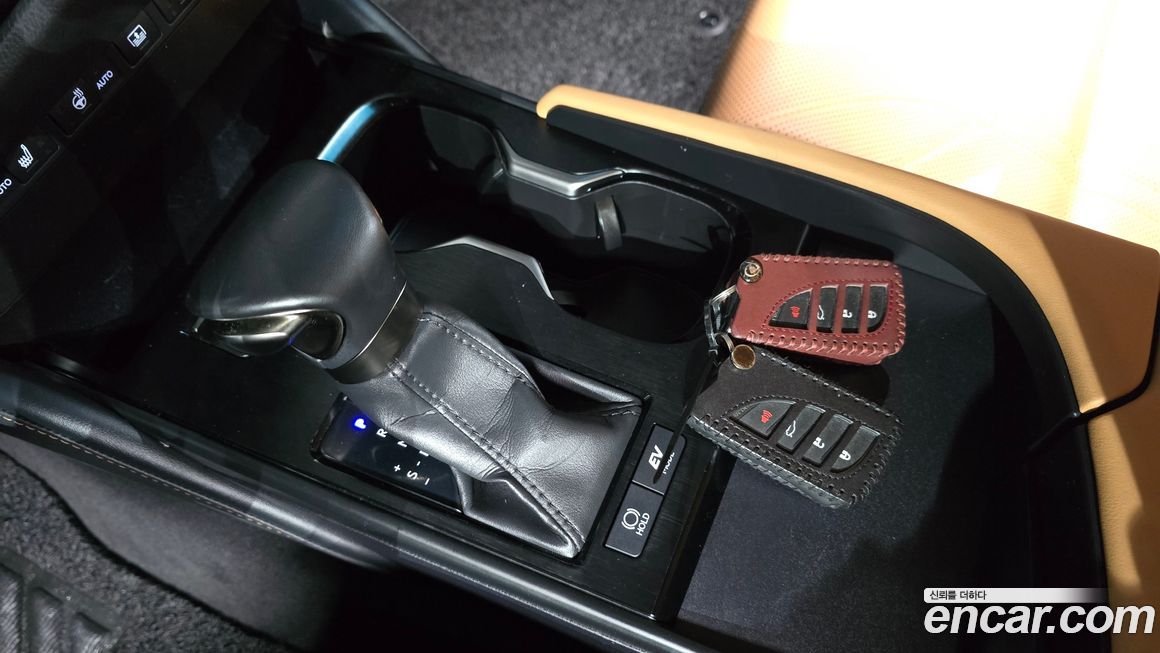 Lexus ES 2023