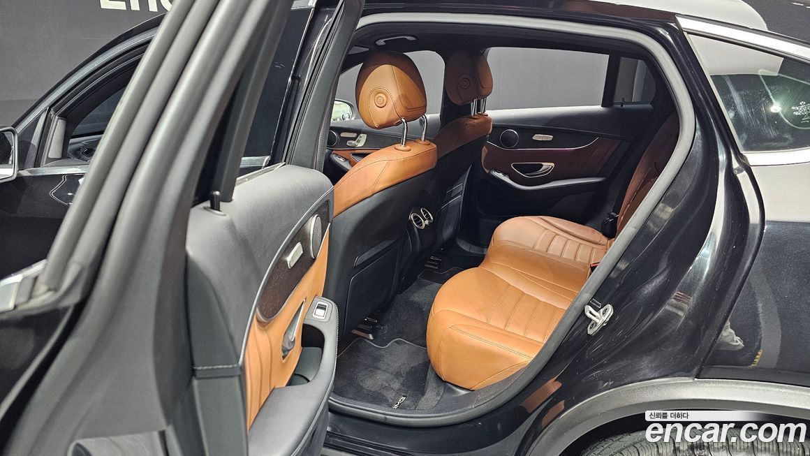 Mercedes-Benz GLC-Class 2022