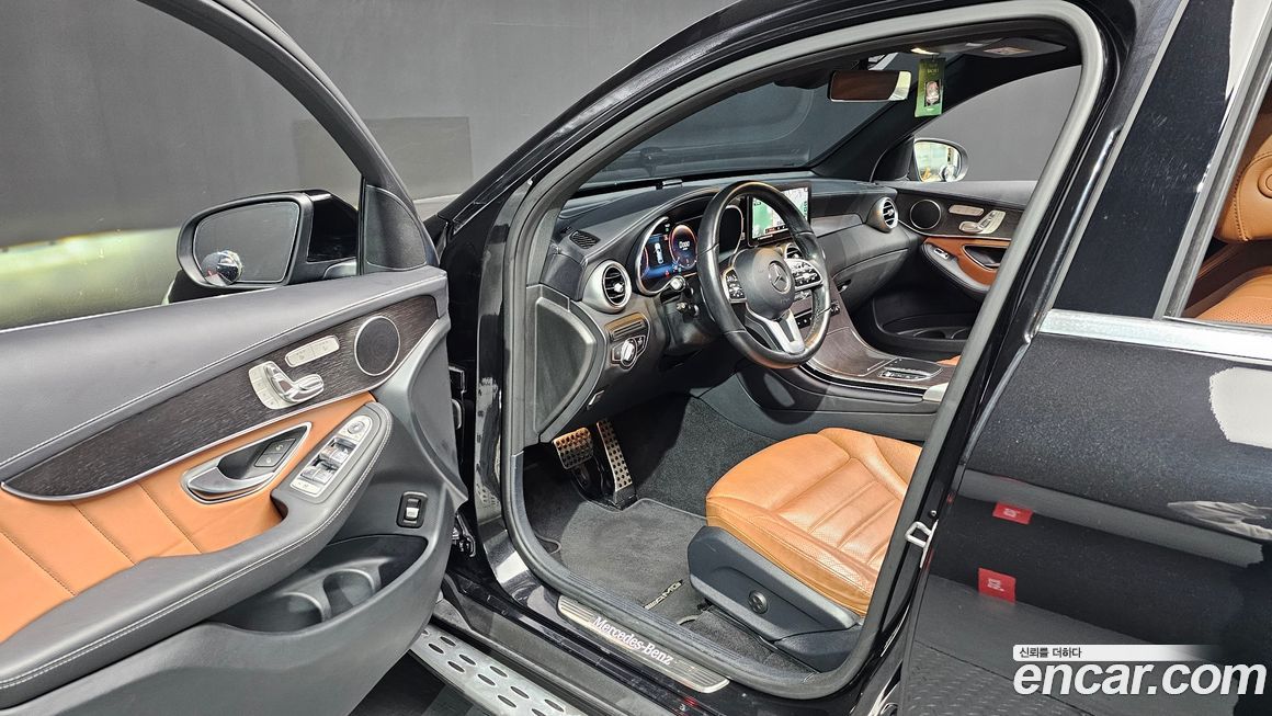 Mercedes-Benz GLC-Class 2022