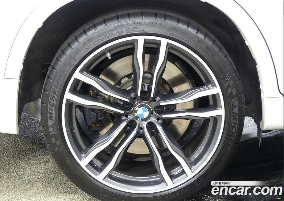 BMW X6M 2015