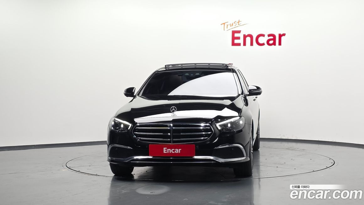 Mercedes-Benz E-Class 2021