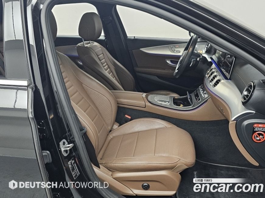 Mercedes-Benz E-Class 2021