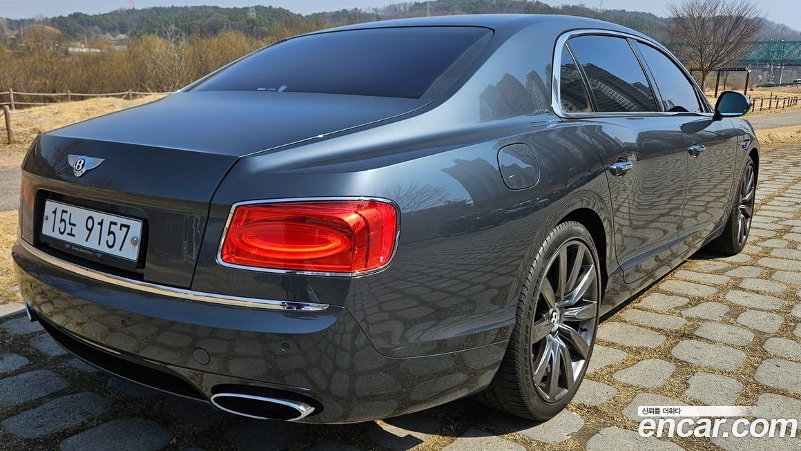 Bentley Flying Spur 2015
