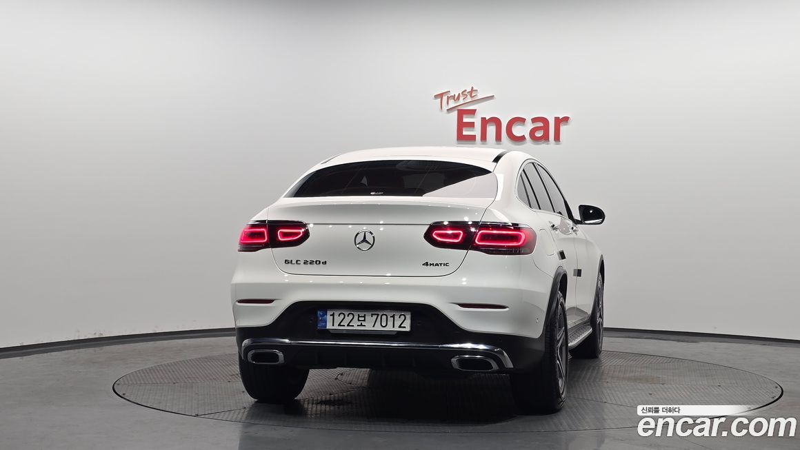 Mercedes-Benz GLC-Class 2022