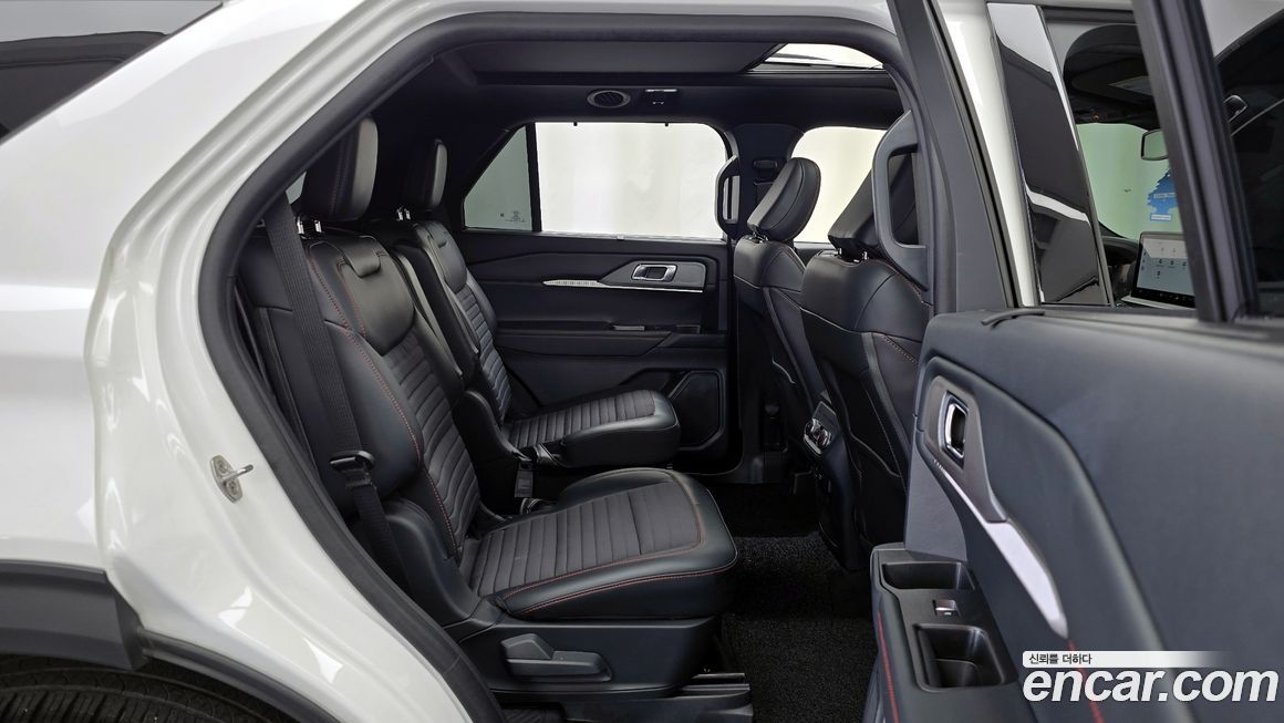 Ford Explorer 2025