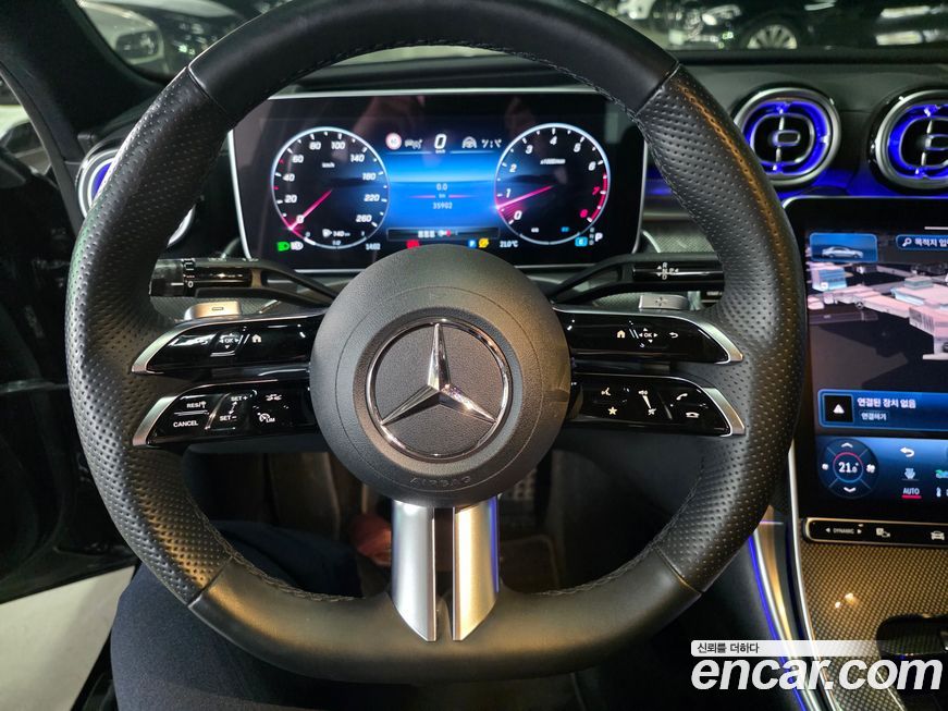 Mercedes-Benz C-Class 2024