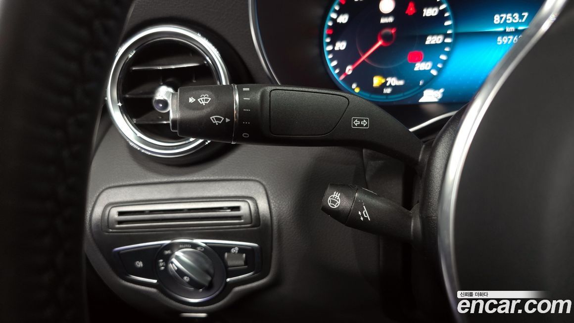 Mercedes-Benz GLC-Class 2022